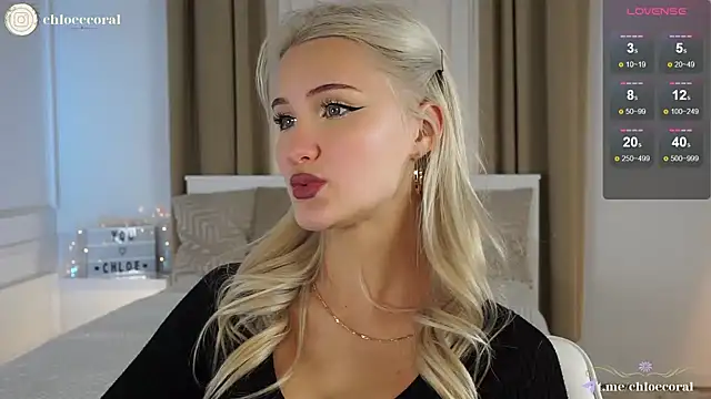 Snapshot of ChloeCoral chatting on January 18, 2025, 5:26 pm ChloeCoral online show from January 18, 2025, 5:26 pm