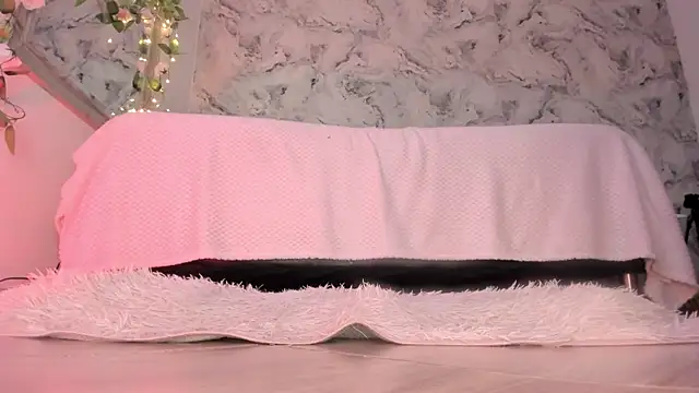 Snapshot of Bella_desi_ chatting on September 29, 2025, 12:55 pm Bella desi online show from September 29, 2025, 12:55 pm