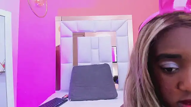 natasha sexy69 online show from October 31, 2025, 11:07 am