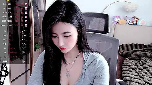Snapshot of FeiFei-babe chatting on March 7, 2025, 4:57 am FeiFei-babe online show from March 7, 2025, 4:57 am