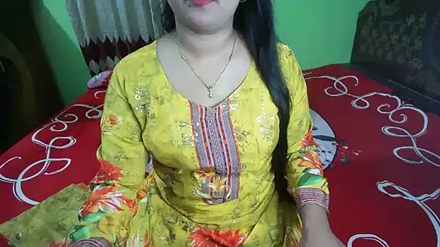 BengaliQueenStar online show from July 19, 2026, 3:20 pm