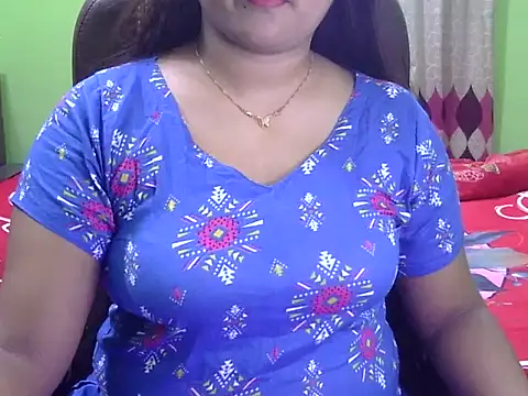 BengaliQueenStar online show from October 28, 2025, 4:39 pm