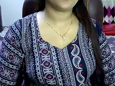 BengaliQueenStar online show from March 15, 2025, 6:54 pm