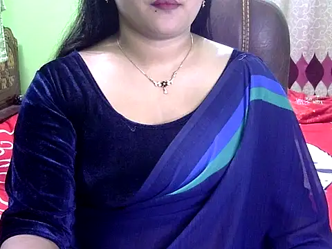 BengaliQueenStar online show from September 22, 2025, 2:45 pm