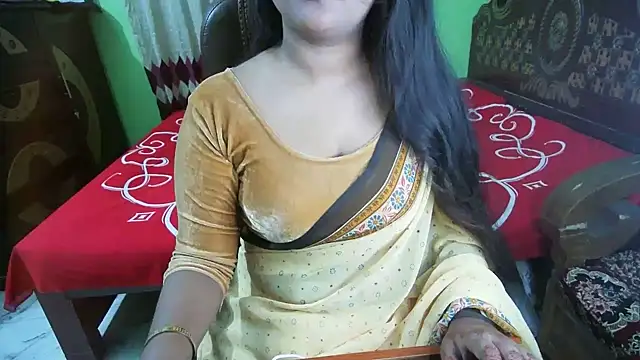 BengaliQueenStar online show from July 17, 2026, 3:09 pm