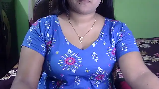 Snapshot of BengaliQueenStar chatting on January 18, 2026, 3:59 pm BengaliQueenStar online show from January 18, 2026, 3:59 pm
