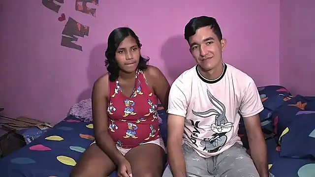 Sweetiefoxxx online show from October 19, 2025, 6:32 pm