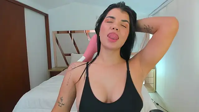 emma lopes online show from April 11, 2026, 8:34 pm