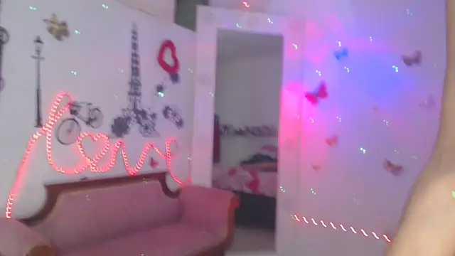 brigitht online show from April 15, 2026, 3:23 am