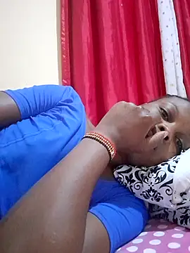 Freya 004 online show from September 14, 2025, 7:03 pm