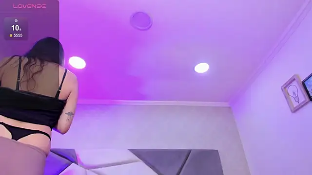 saracaball  online show from March 13, 2025, 3:00 am