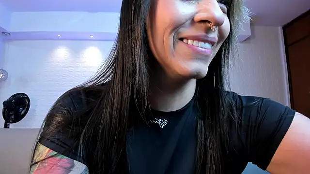 violet scott online show from October 13, 2025, 11:34 am