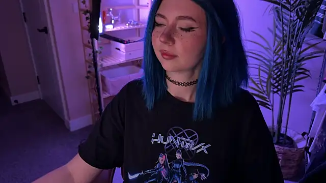 Snapshot of _vixenp chatting on December 17, 2025, 7:19 pm vixenp online show from December 17, 2025, 7:19 pm