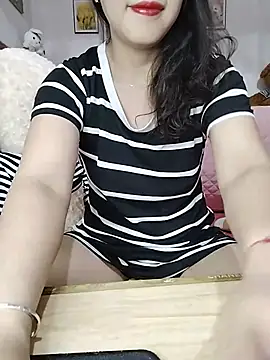 cream1299 online show from June 18, 2026, 9:20 pm