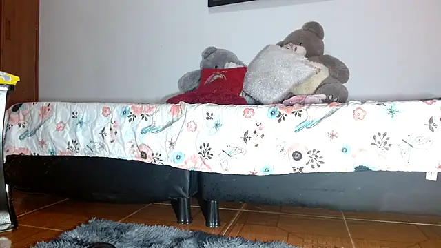 camilavagina24 online show from February 28, 2026, 4:28 pm