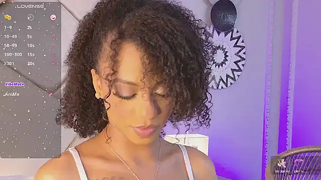 Nahomi King online show from March 20, 2025, 1:04 pm