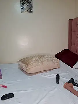 Wendy smal - online show from January 15, 2025, 3:00 am