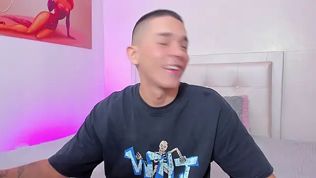 andeerr  online show from January 3, 2025, 7:29 pm