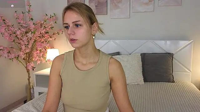 Wendy D0ll online show from March 4, 2025, 9:11 pm