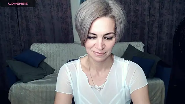Blonde lola444 online show from December 14, 2024, 3:06 am
