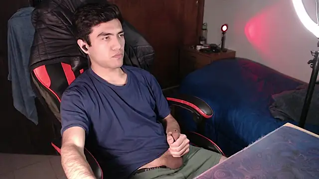 pattcam online show from July 14, 2026, 7:31 pm