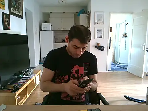mihaimichael online show from August 6, 2026, 1:39 pm