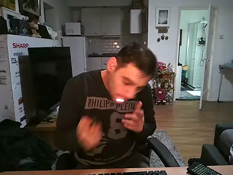 Snapshot of mihaimichael chatting on November 12, 2025, 2:43 pm mihaimichael online show from November 12, 2025, 2:43 pm