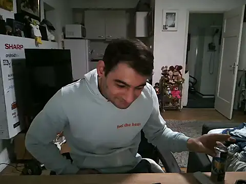 Snapshot of mihaimichael chatting on January 9, 2026, 2:57 pm mihaimichael online show from January 9, 2026, 2:57 pm