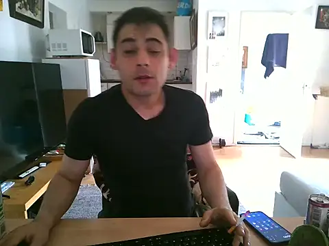 mihaimichael online show from June 8, 2026, 8:04 am