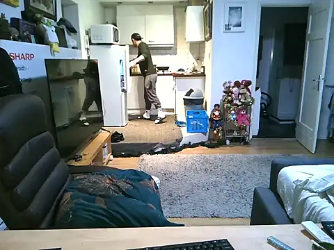 Snapshot of mihaimichael chatting on January 7, 2026, 7:41 pm mihaimichael online show from January 7, 2026, 7:41 pm