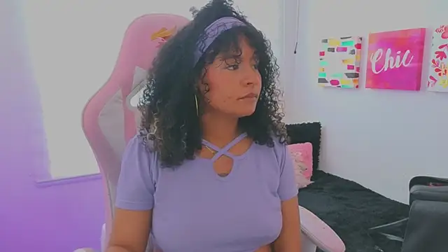 keyla roberts777 online show from October 3, 2025, 8:10 pm