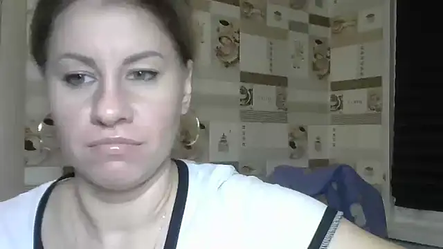 TherestlessKitty online show from November 11, 2025, 10:15 pm