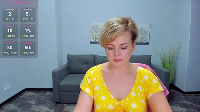 Snapshot of Julia_Wilsone chatting on February 6, 2025, 4:36 pm Julia Wilsone online show from February 6, 2025, 4:36 pm