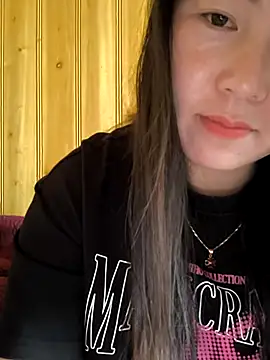 Sweetlove 77 online show from October 19, 2025, 1:41 am