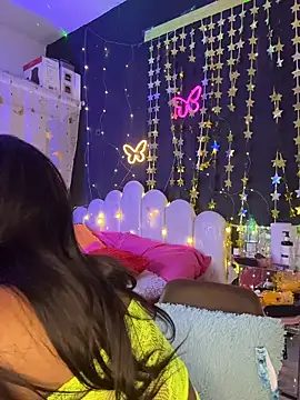 AlisonHoot69 online show from November 6, 2025, 2:15 am