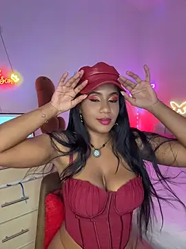 AlisonHoot69 online show from July 21, 2026, 11:39 pm