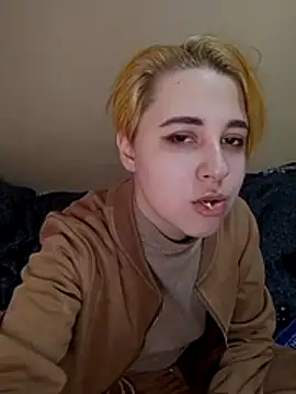 Gussie Bridie online show from February 18, 2026, 5:49 am