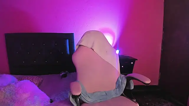 ivy roosx online show from March 16, 2025, 2:21 am