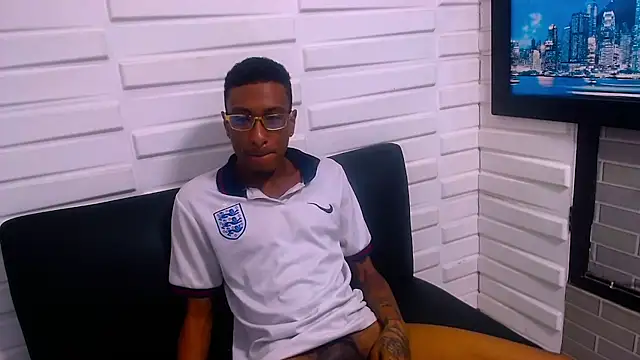 Jose Smoke online show from November 21, 2025, 3:11 pm