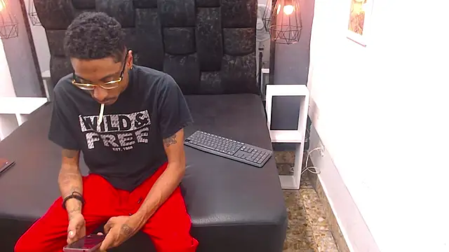 Jose Smoke online show from September 24, 2025, 3:24 am