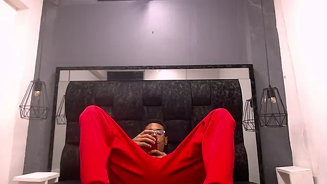 Jose Smoke online show from September 26, 2025, 3:57 am