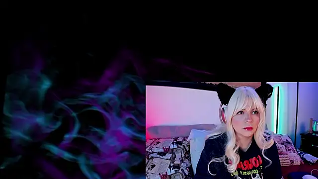 Snapshot of Irinaa_Scarlett chatting on November 12, 2025, 2:15 am Irinaa Scarlett online show from November 12, 2025, 2:15 am