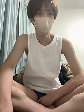 yuuuuma578 online show from May 9, 2026, 2:42 pm