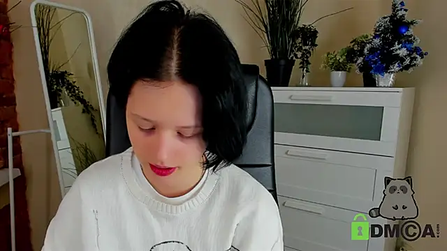 Snapshot of Alina_Mills chatting on January 12, 2025, 10:45 am Alina Mills online show from January 12, 2025, 10:45 am