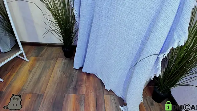 Snapshot of Alina_Mills chatting on March 11, 2025, 4:40 pm Alina Mills online show from March 11, 2025, 4:40 pm