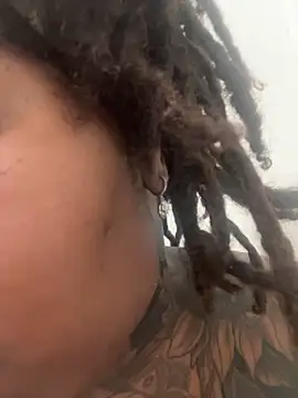 Goddess Nafeesha online show from March 26, 2026, 6:17 pm