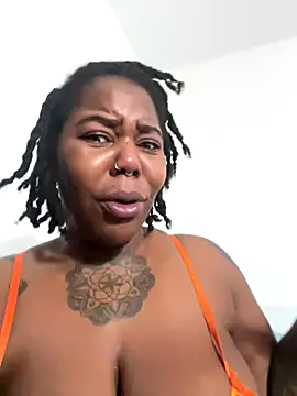 Goddess Nafeesha online show from December 22, 2025, 5:51 am