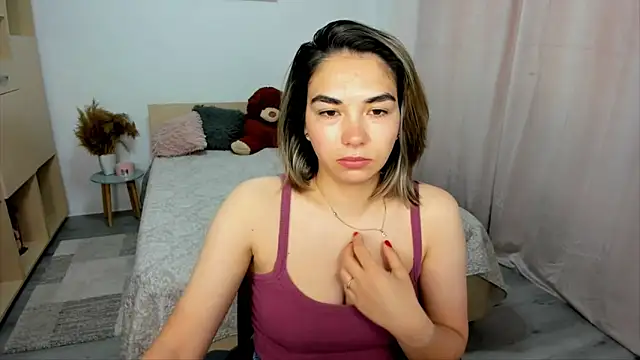 Alexa Dolly12 online show from May 15, 2026, 9:07 am