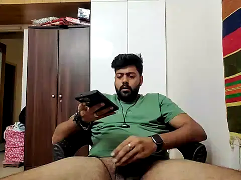 Hornie small Dick01 online show from February 4, 2025, 10:32 am