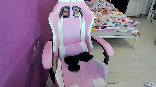 Lika8234 online show from April 13, 2026, 6:45 pm